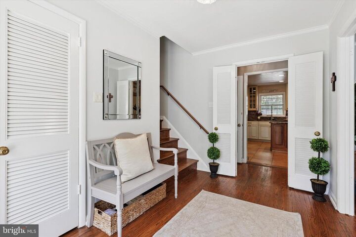 Property Photo:  770 Robinhood Road  PA 19010 