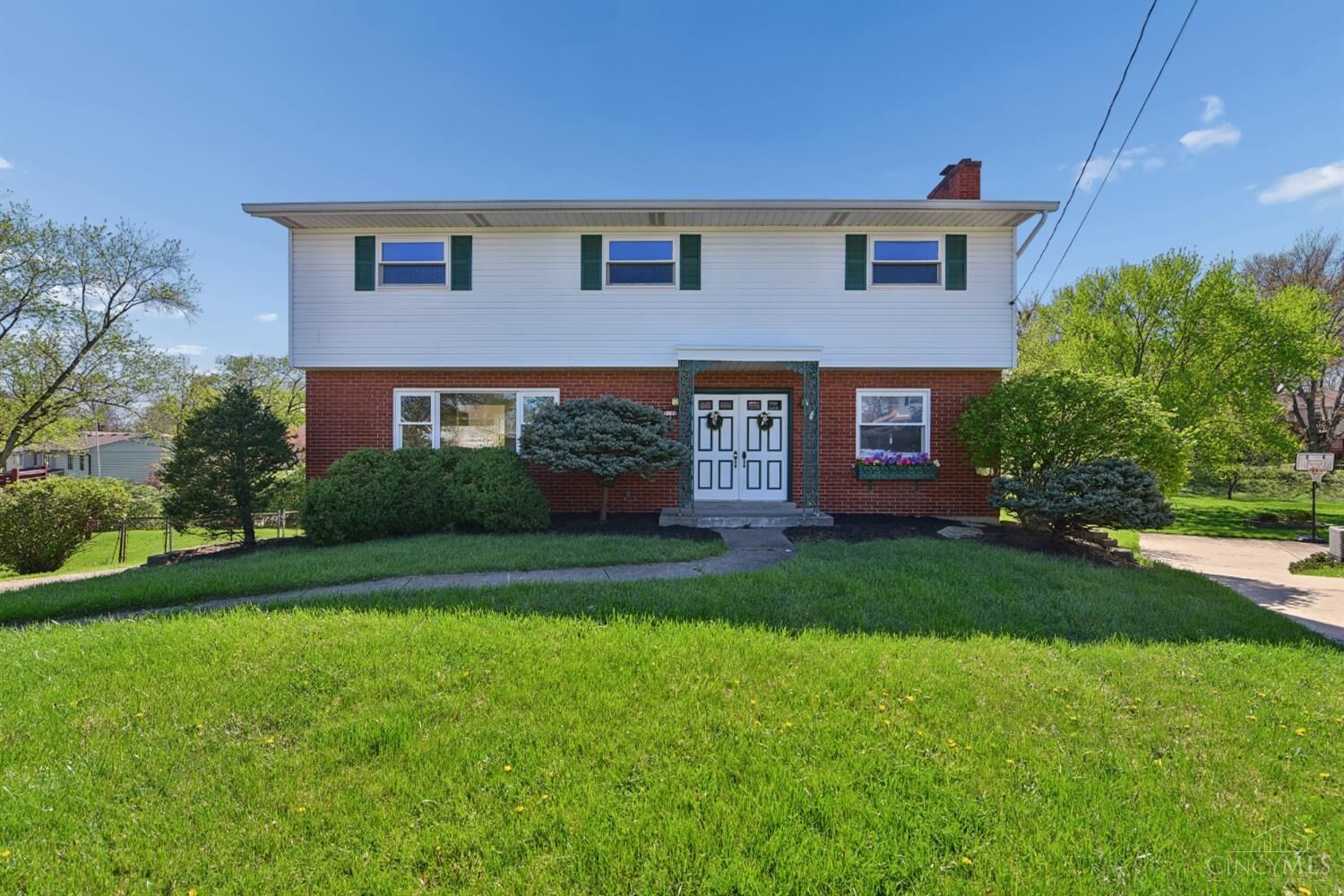 Property Photo:  3191 Sunnyhollow Lane  OH 45239 