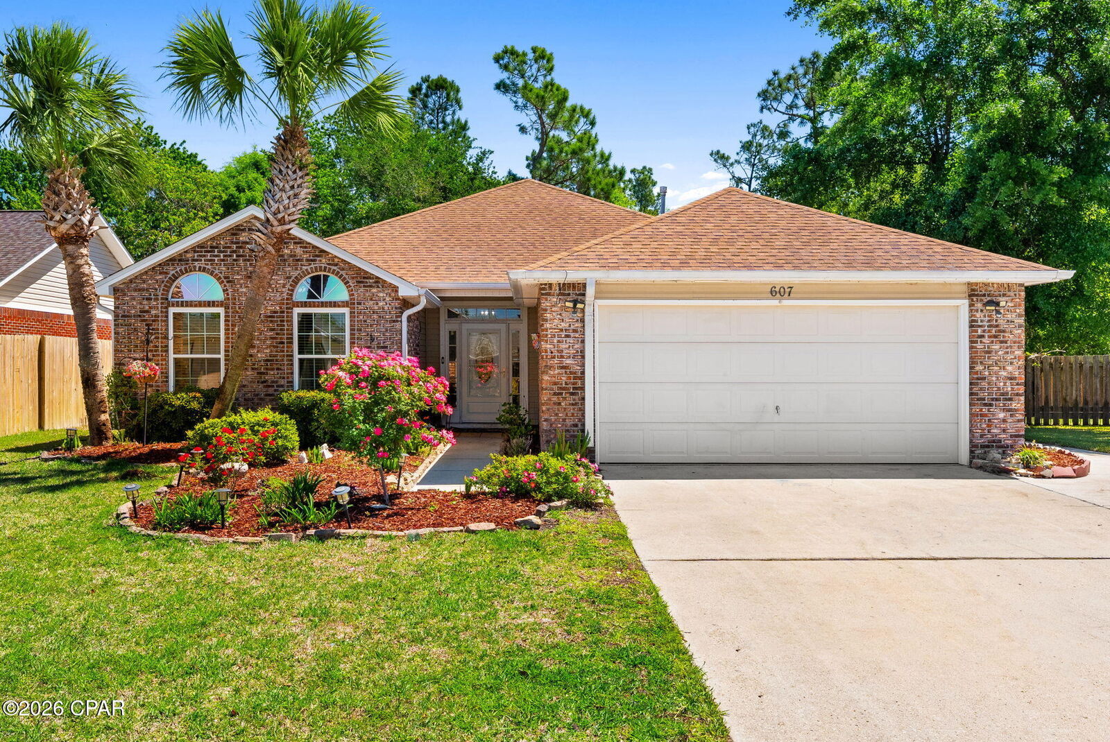 Property Photo: 607 Timbers Crossing FL 32444