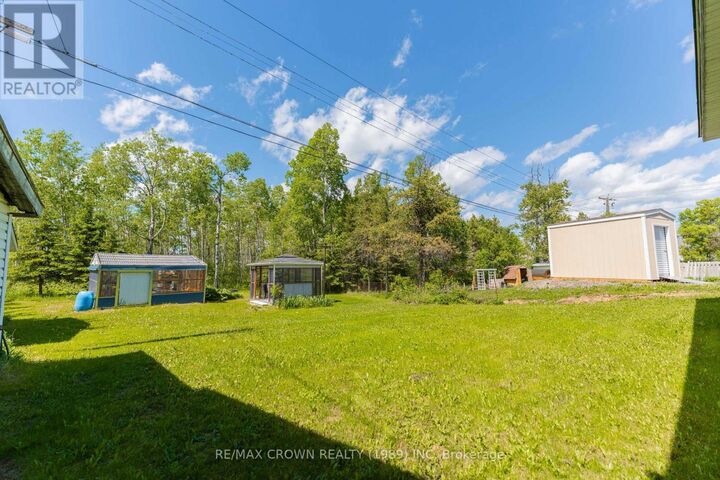 Property Photo: 30 Pine Crescent ON P5N 1X7