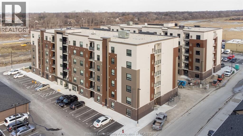 Property Photo:  716 Brownstone 208  ON N9K 0C3 