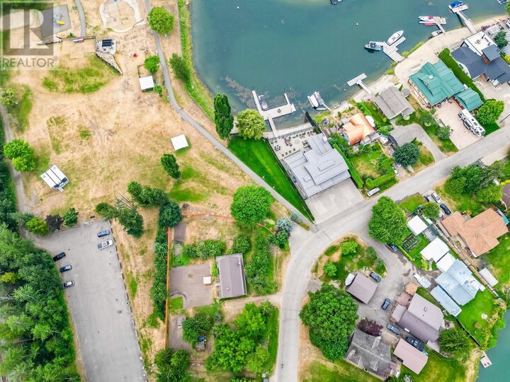 Property Photo: 1416 Silver Sands Road BC V0E 2V4