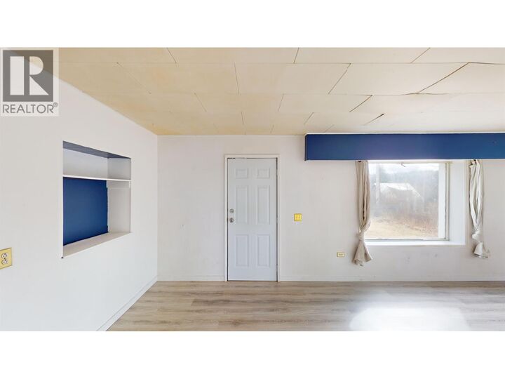 Property Photo:  355 Wilson Street  BC V2J 2V8 