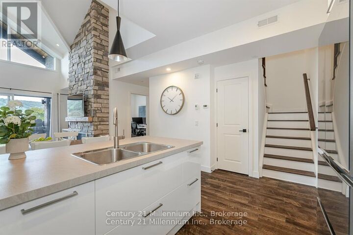 Property Photo: 16 Beckwith Lane 403 ON L9Y 3B6