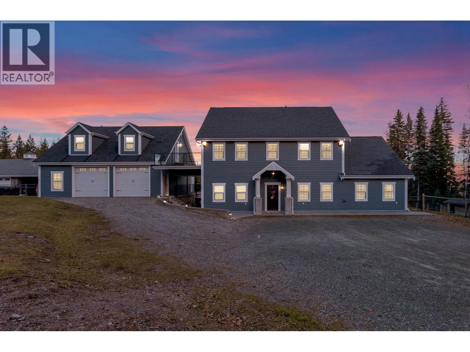 Photo de la propriété:  5226 Cranbrook Hill Road  BC V2M 7C4 