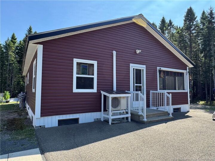 11 Burt Cliff Rd — photo 1