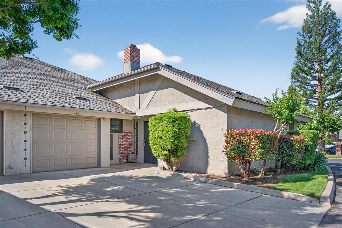 Property Photo:  315 E Nees Avenue 155  CA 93720 