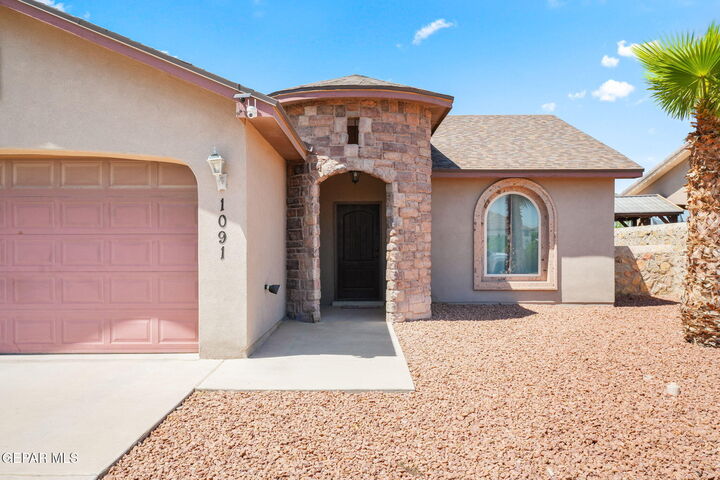 Property Photo:  1091 Chris Forbes Circle  TX 79927 