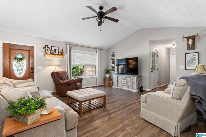 Property Photo: 102 Deer Path AL 36207