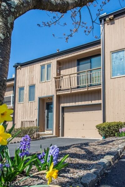 Property Photo: 313 Stephanie Dr NJ 07006