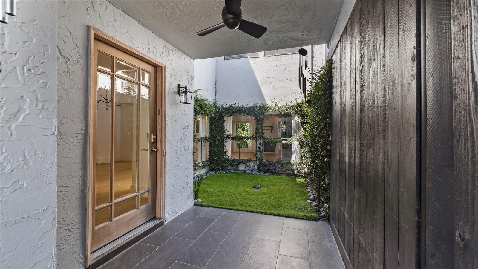 Property Photo:  1914 Augusta Drive 16  TX 77057 