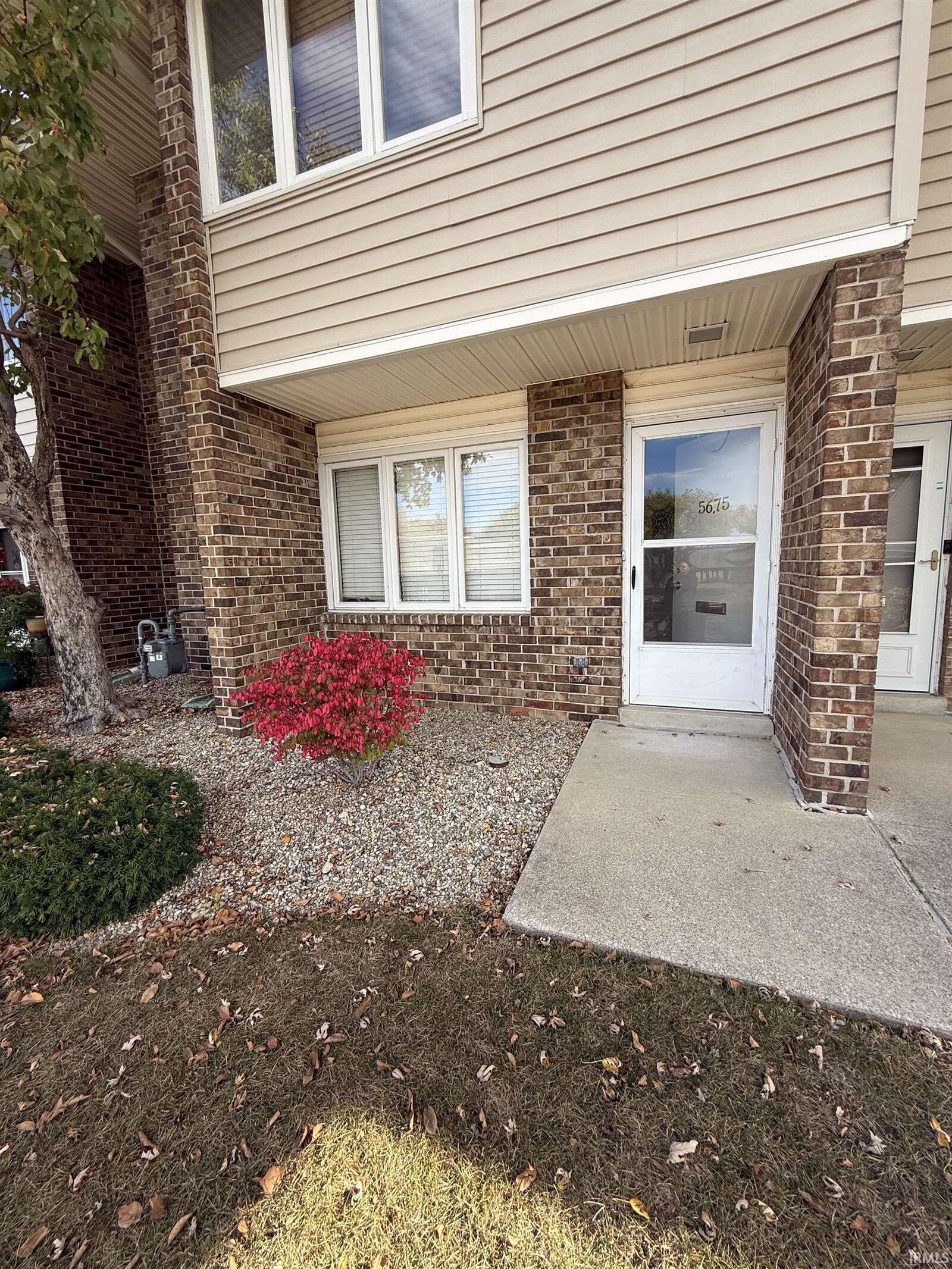 Property Photo:  5675 S Wayne Avenue  IN 46807 