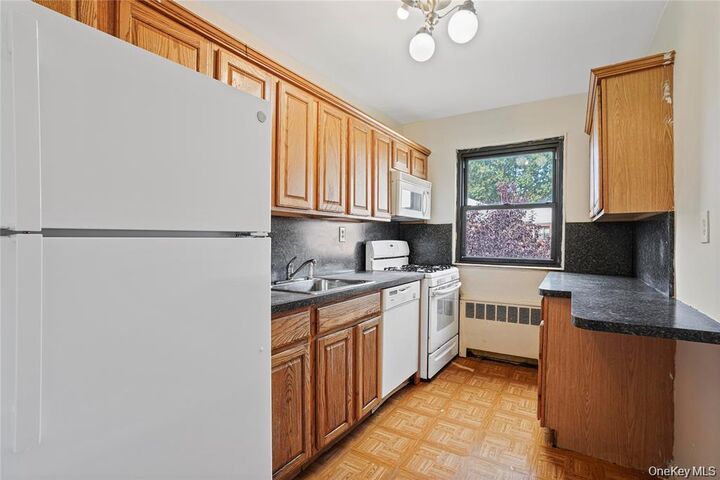 Property Photo: 90-55 Shore Parkway 68 NY 11414