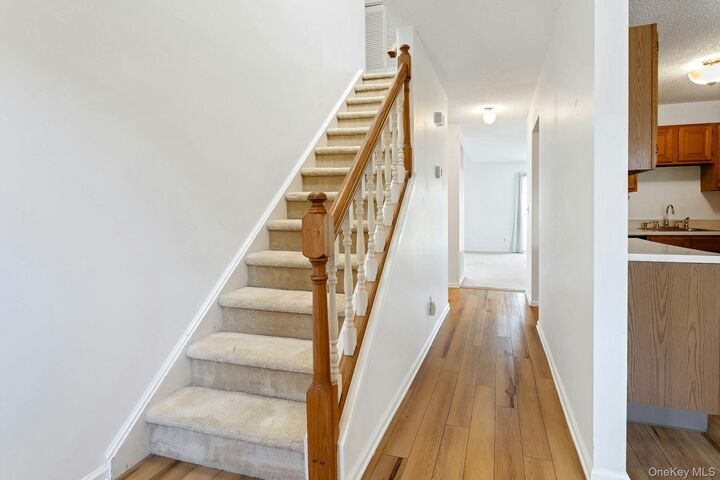 Property Photo:  11 Cushing Green S  NY 12564 