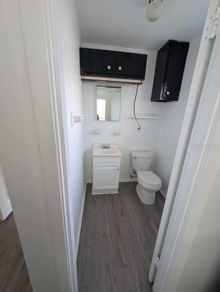 Property Photo: 198 W Magnolia Street FL 34711