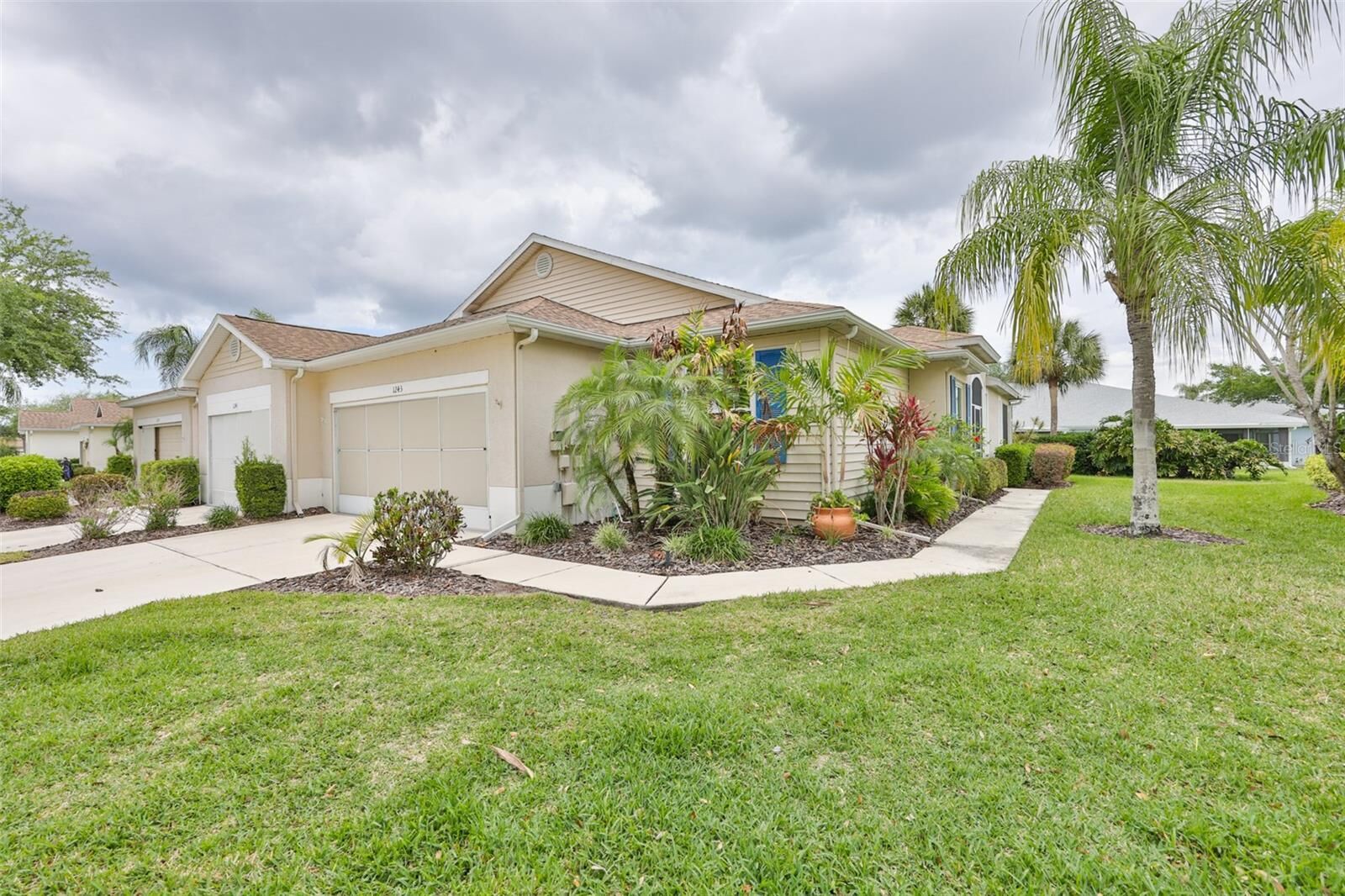 Property Photo: 1243 Radison Avenue 38 FL 33573