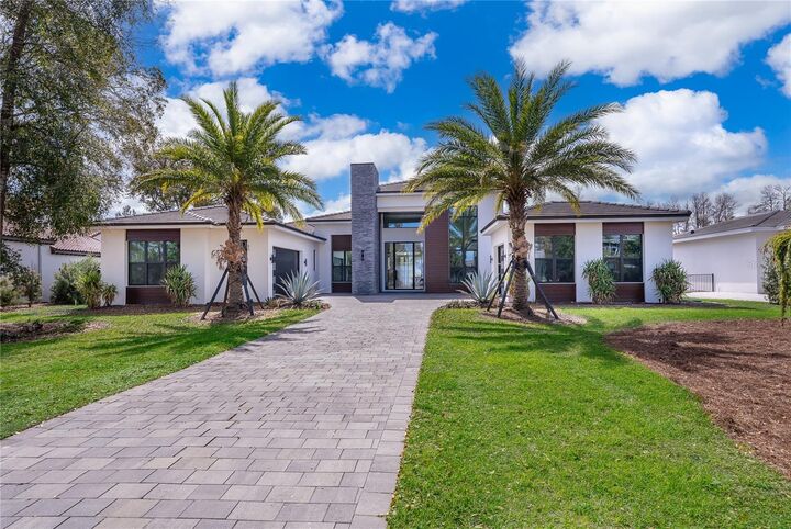 Property Photo: 15210 Pendio Drive FL 34756