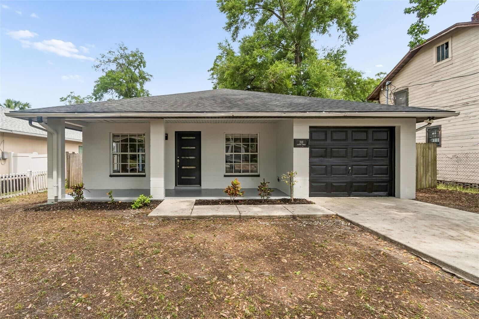 Property Photo:  310 E Clinton Street  FL 33604 