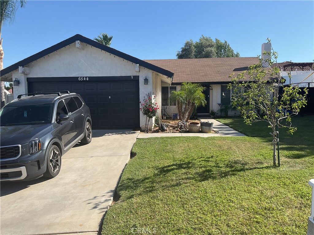 Property Photo:  6544 Via Florencia  CA 92509 