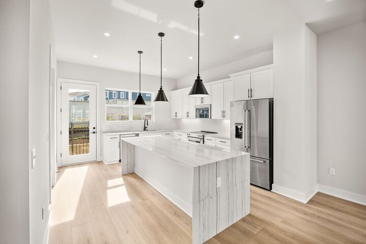 Property Photo:  720 41st Ave N  TN 37209 