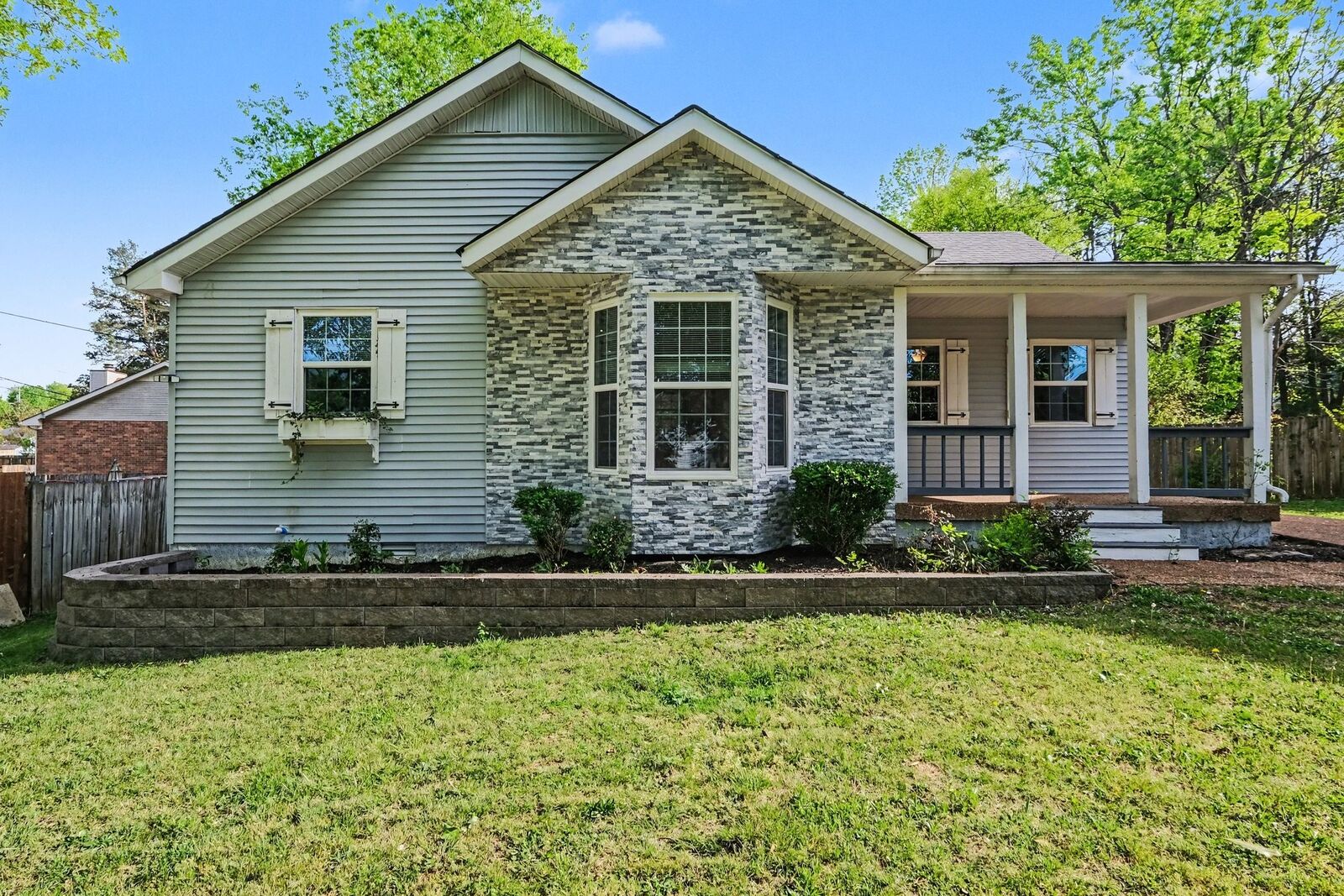 Property Photo:  204 Towne Valley Ct  TN 37013 