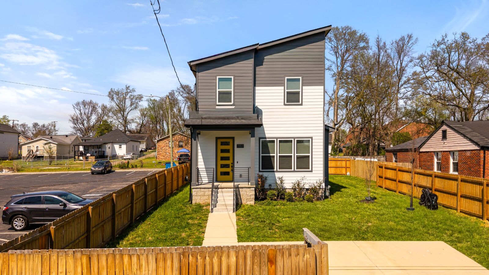 Property Photo:  2520 Delk Ave  TN 37208 