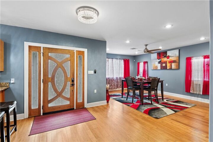 Property Photo:  921 Lamanche Street  LA 70117 