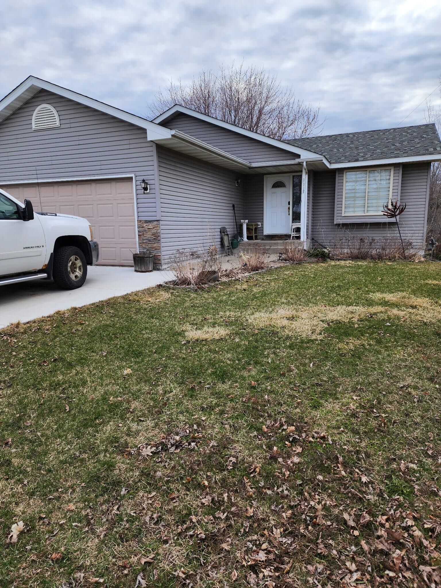 Property Photo: 1117 Juniper Lane MN 55313