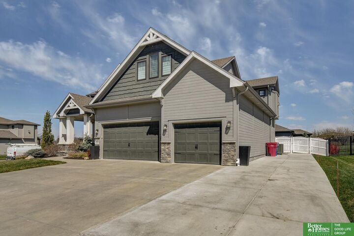 Property Photo:  11618 Cooper Street  NE 68046 