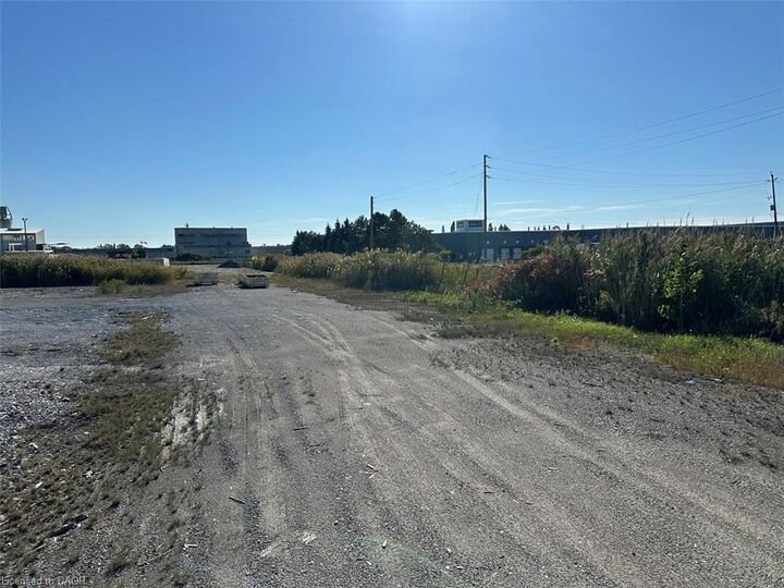 Property Photo:  2691 Clifford Street  ON L0R 2A0 