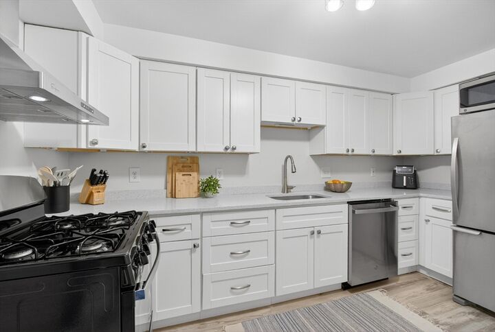 Property Photo:  1461 Pawtucket Blvd 4-8  MA 01854 