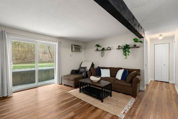Property Photo:  117 Quaker Hwy 32  MA 01569 
