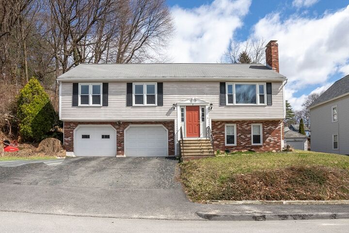 Property Photo:  8 Minthorne  MA 01603 