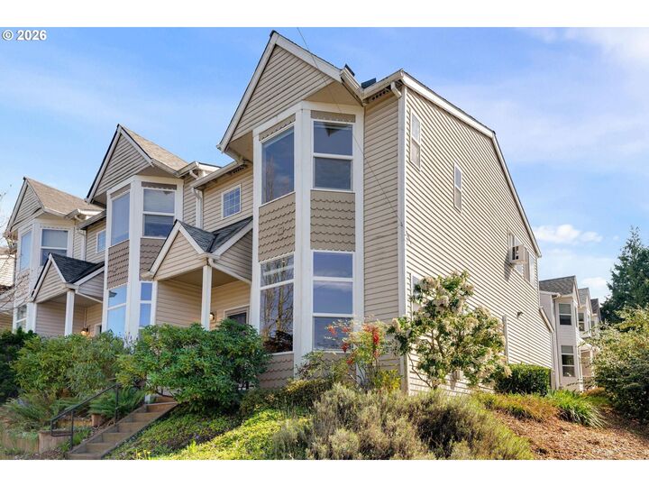 Property Photo:  10324 NE Fargo St  OR 97220 