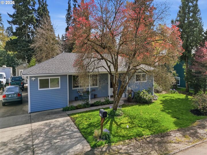 Property Photo:  8917 Mt Baker Ave  WA 98664 