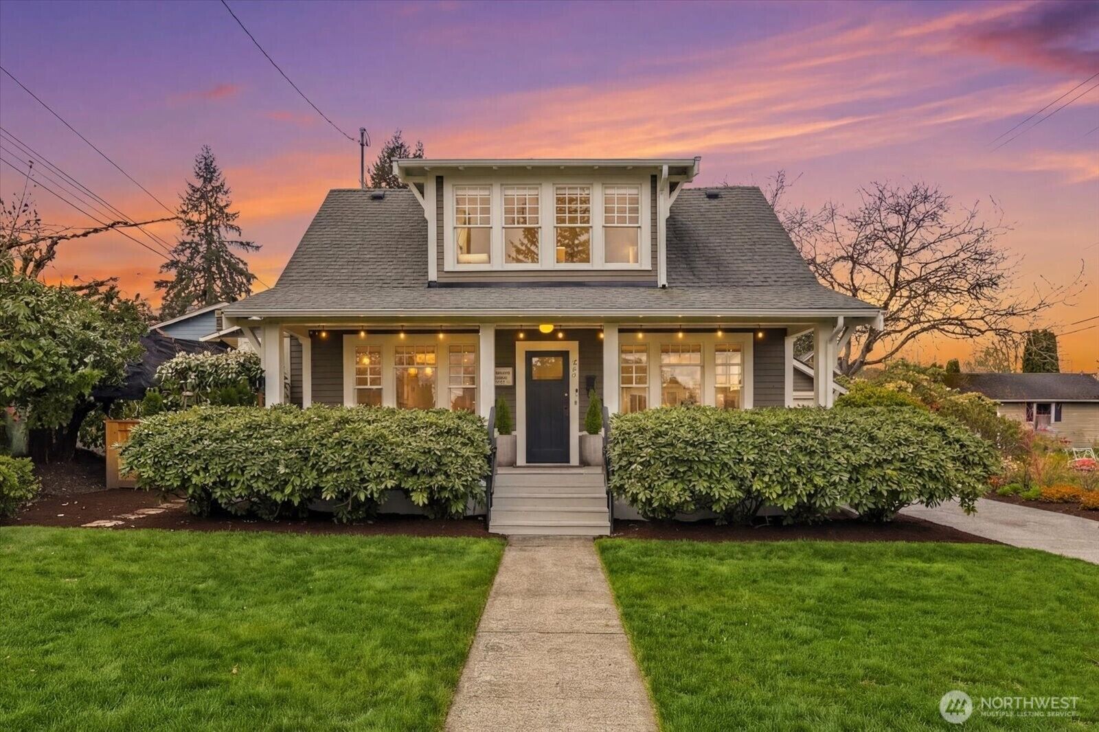 Property Photo:  426  Union Avenue  WA 98290 