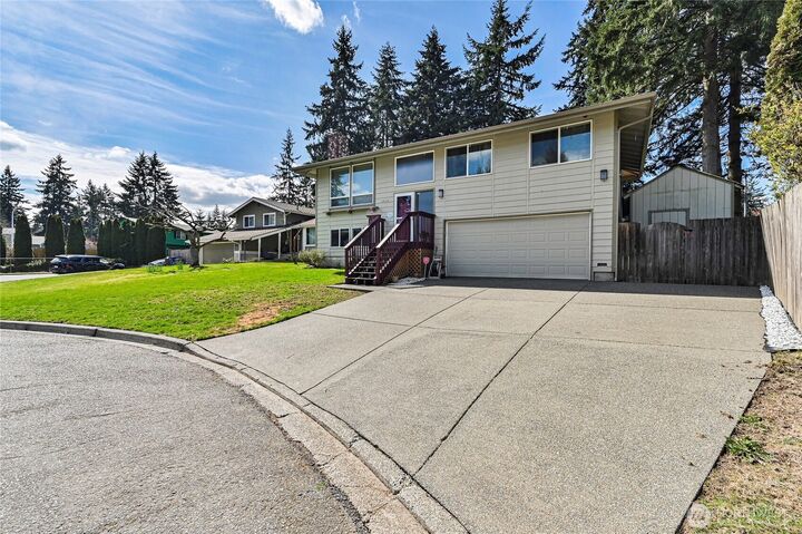 Property Photo:  2626 SW 335th Court  WA 98023 