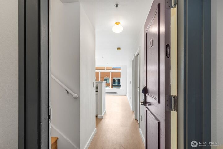 Property Photo: 2415 2nd Avenue 750 WA 98121