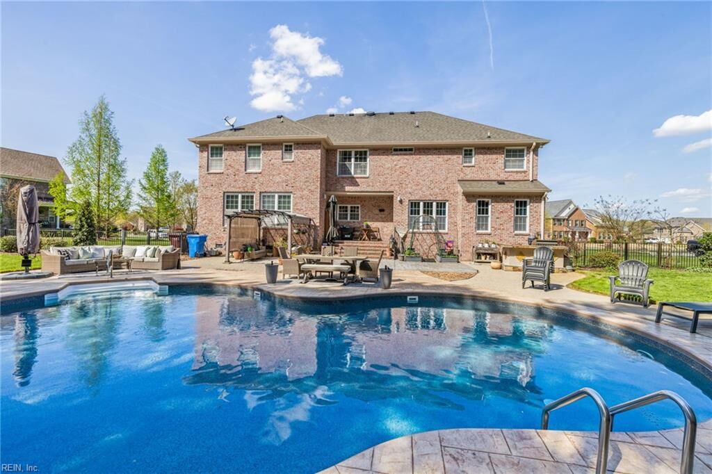 Property Photo: 313 Scone Castle Loop VA 23322