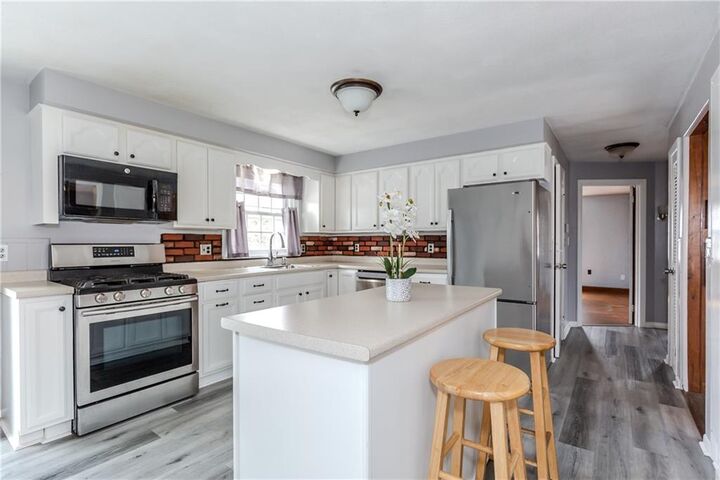 Property Photo:  185 Parkside Avenue  RI 02861 