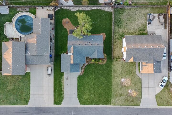 Property Photo:  612 E Colleen Ave  KS 67010 