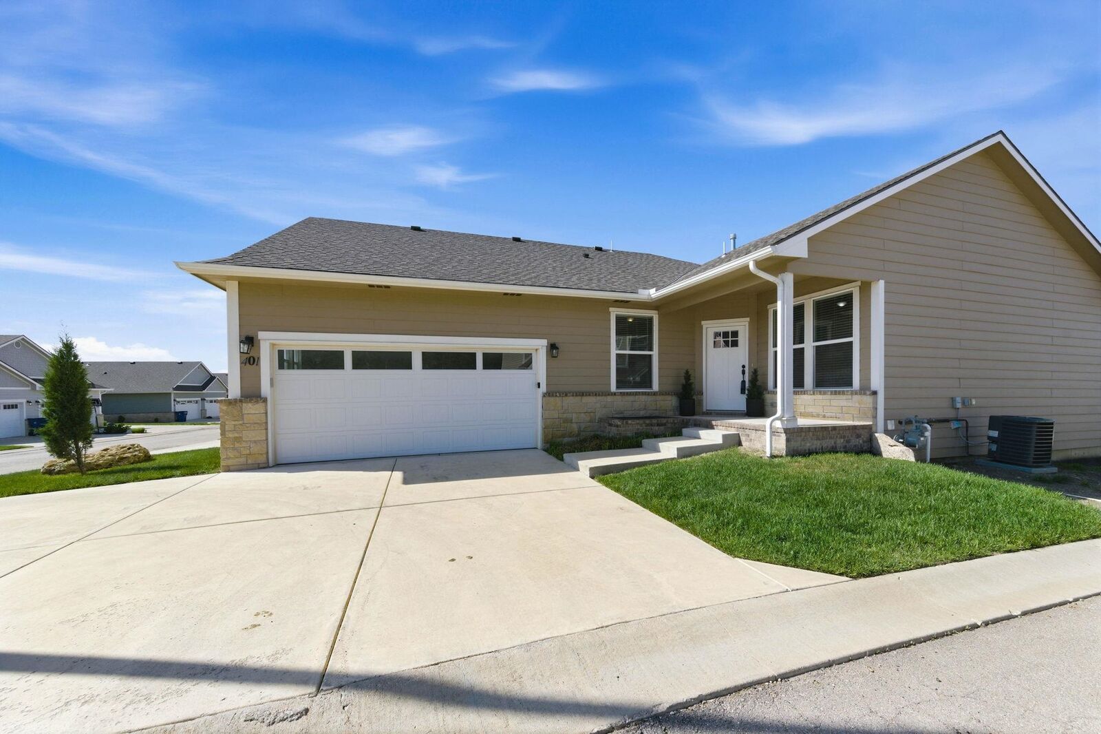 Property Photo:  331 N 127th St E Unit 402  KS 67206 