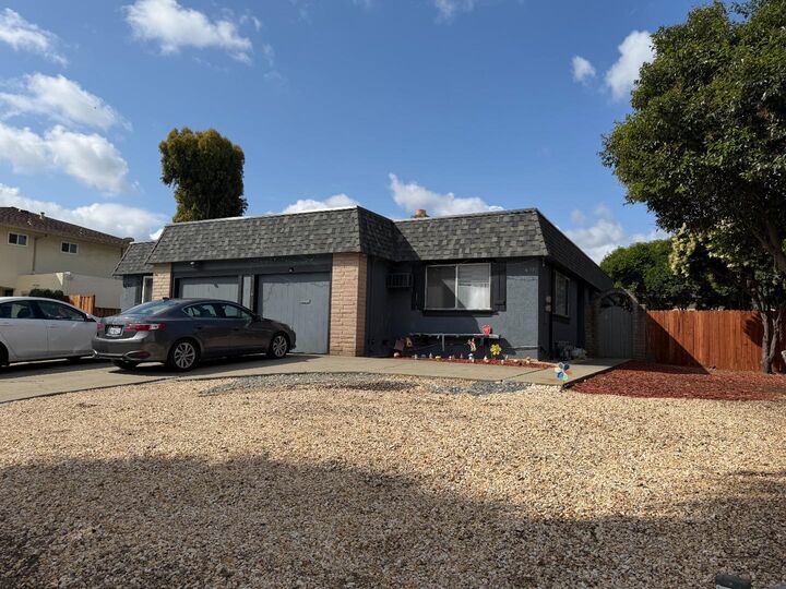 Property Photo: 4395, 4397 Wessex Drive CA 95136