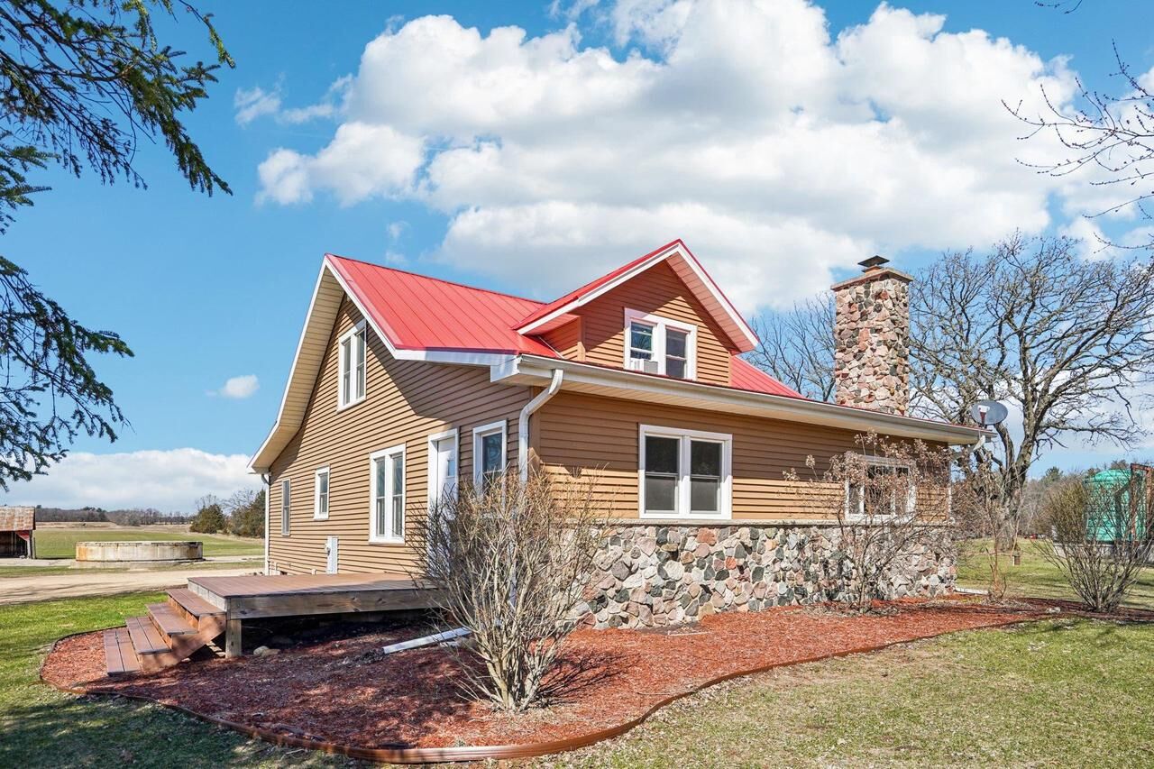 Property Photo:  N4691 County Road Hh  WI 53948 