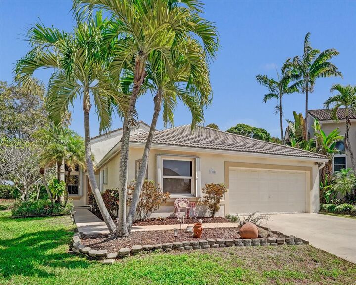 Property Photo:  1080 Briar Ridge Rd  FL 33327 