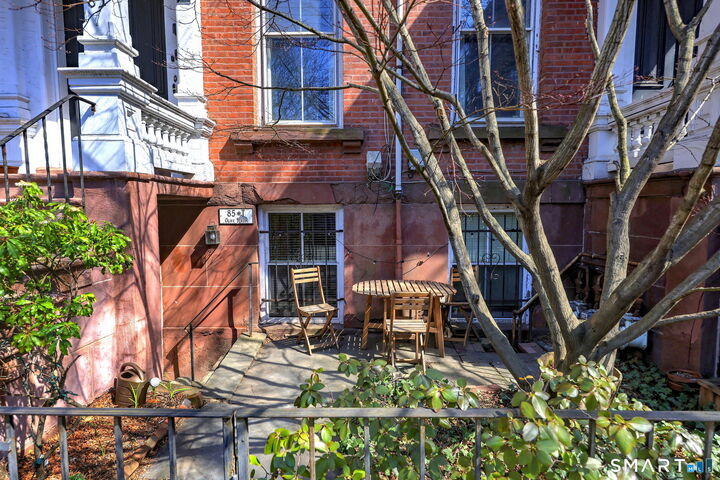 Property Photo:  85 Olive Street  CT 06511 
