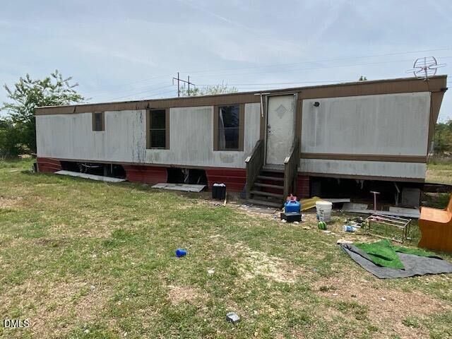 Property Photo:  127 Crystal Lane  NC 28318 