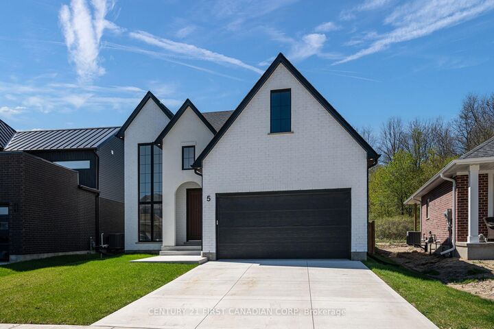 Property Photo:  5 Hartland Circle  ON N5R 6J8 