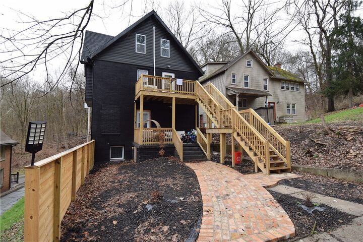 Property Photo:  910 Main Street  PA 15001 