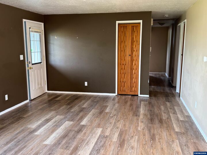 Property Photo:  442 Cedar St  OR 97358 